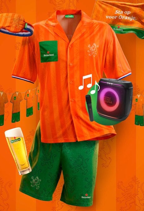 Heineken pilsjama maat S-M , nieuw in de verpakking, Verzenden
