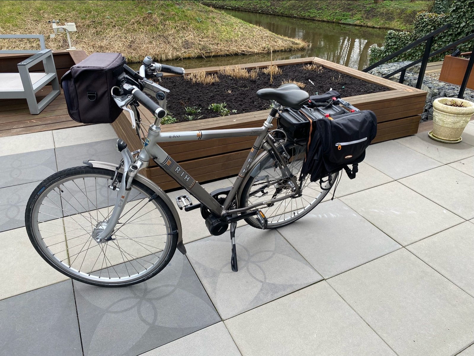 Rih fiets frame 57 professioneel omgebouwd tot ebike, Gebruikt, 50 km per accu of meer, 55 tot 59 cm, Ophalen