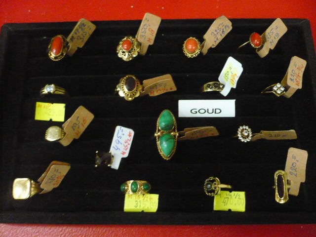 aanbieding gouden dames ringen diverse maten de prijzen er>>, Gebruikt, Overige kleuren, Ophalen of Verzenden, Dame