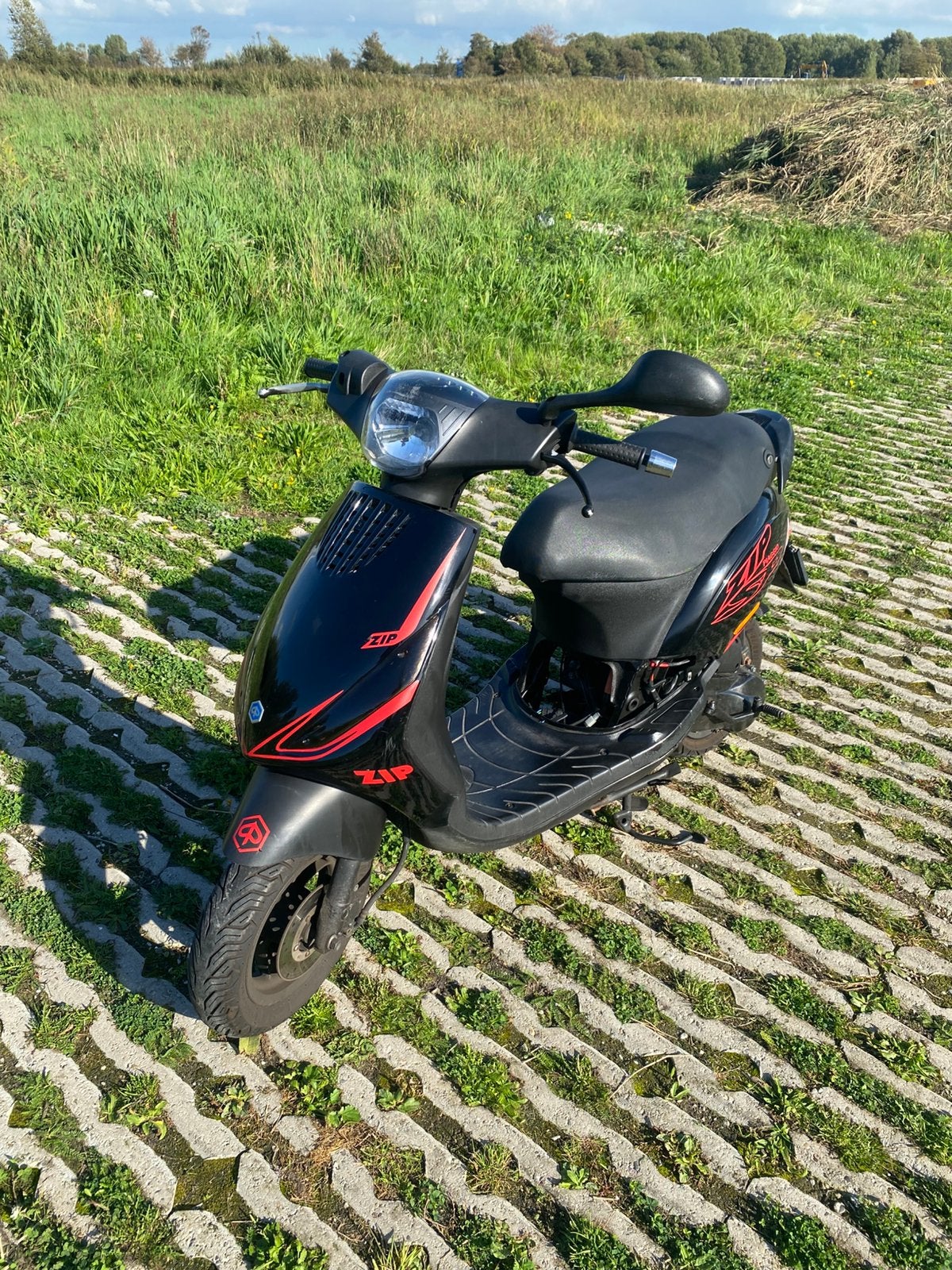 Piaggio zip 2000 70cc brom, Ophalen, Zo goed als nieuw, Blok, Piaggio