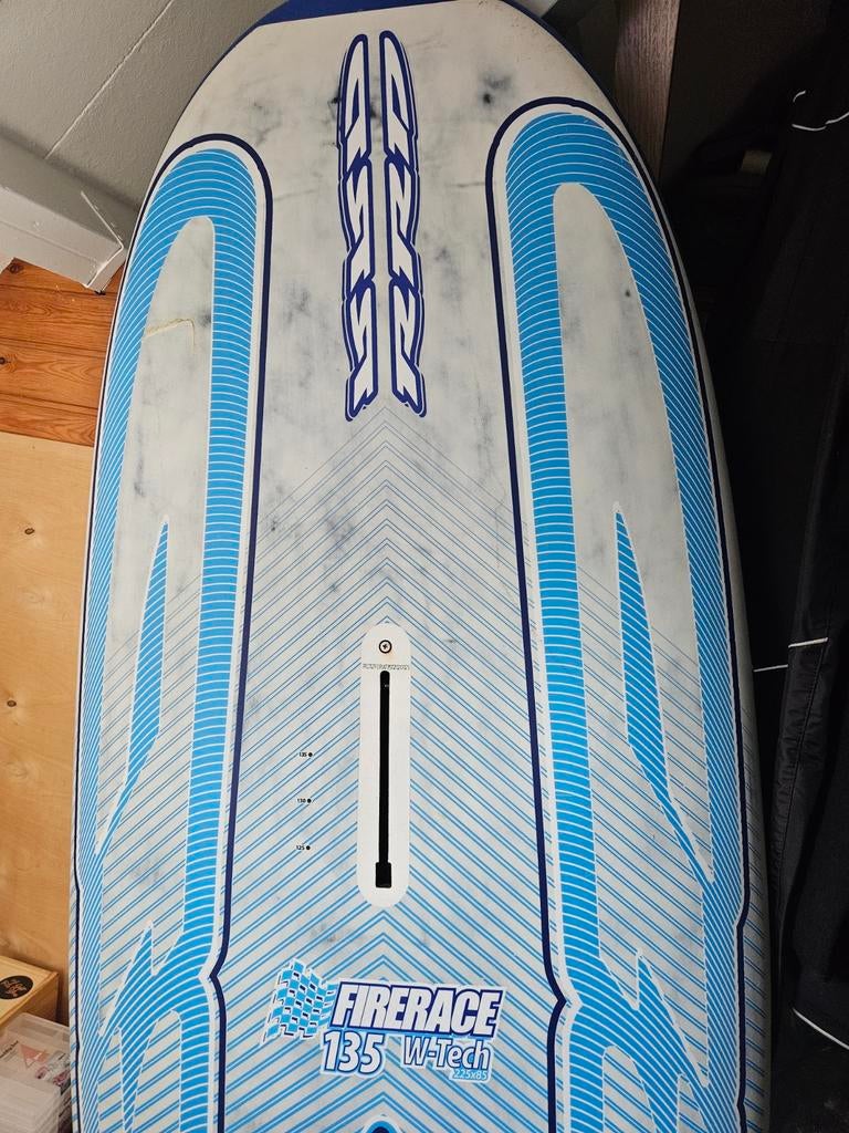 RRD Firerace 135 liter, Watersport en Boten, Windsurfen, Ophalen, Plank