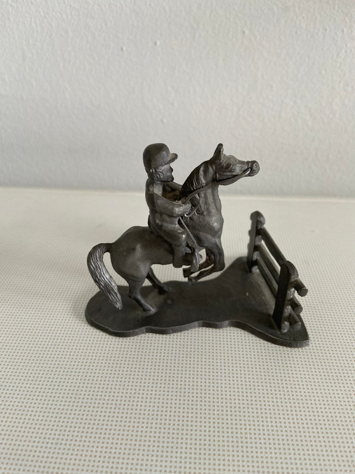 Ruiter te paard van Tin 90% 155gram gemerkt Engel, Antiek en Kunst, Antiek | Tin, Ophalen of Verzenden