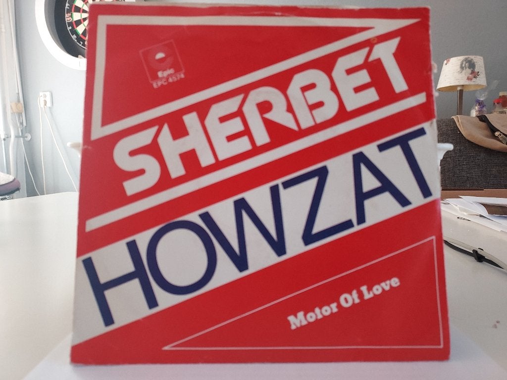 7" Single Sherbet - Howzat / Motor Of Love, Gebruikt, 7 inch, Ophalen of Verzenden, Pop