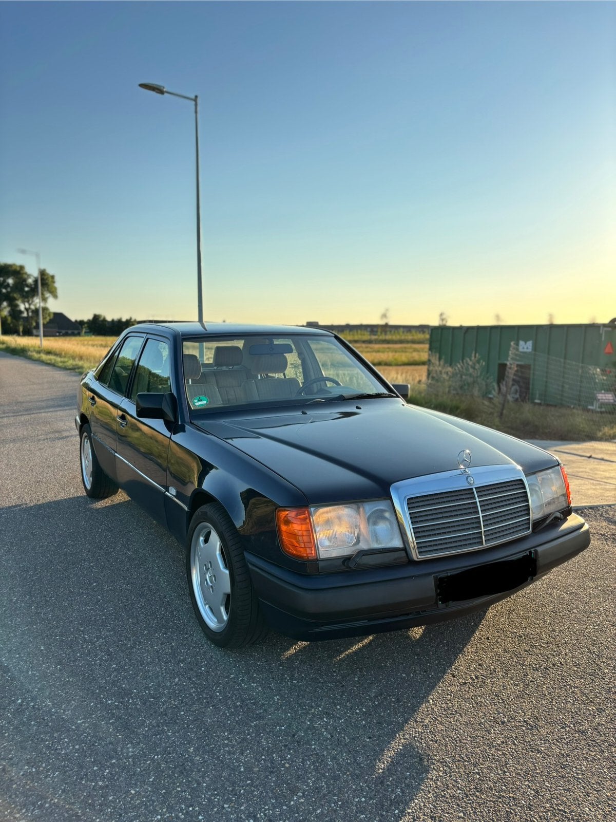 Mercedes-Benz W124 300E Automaat APK 2 jaar Dealeronderhoude, Auto's, Automaat, Airbags, Dealer onderhouden, Sedan