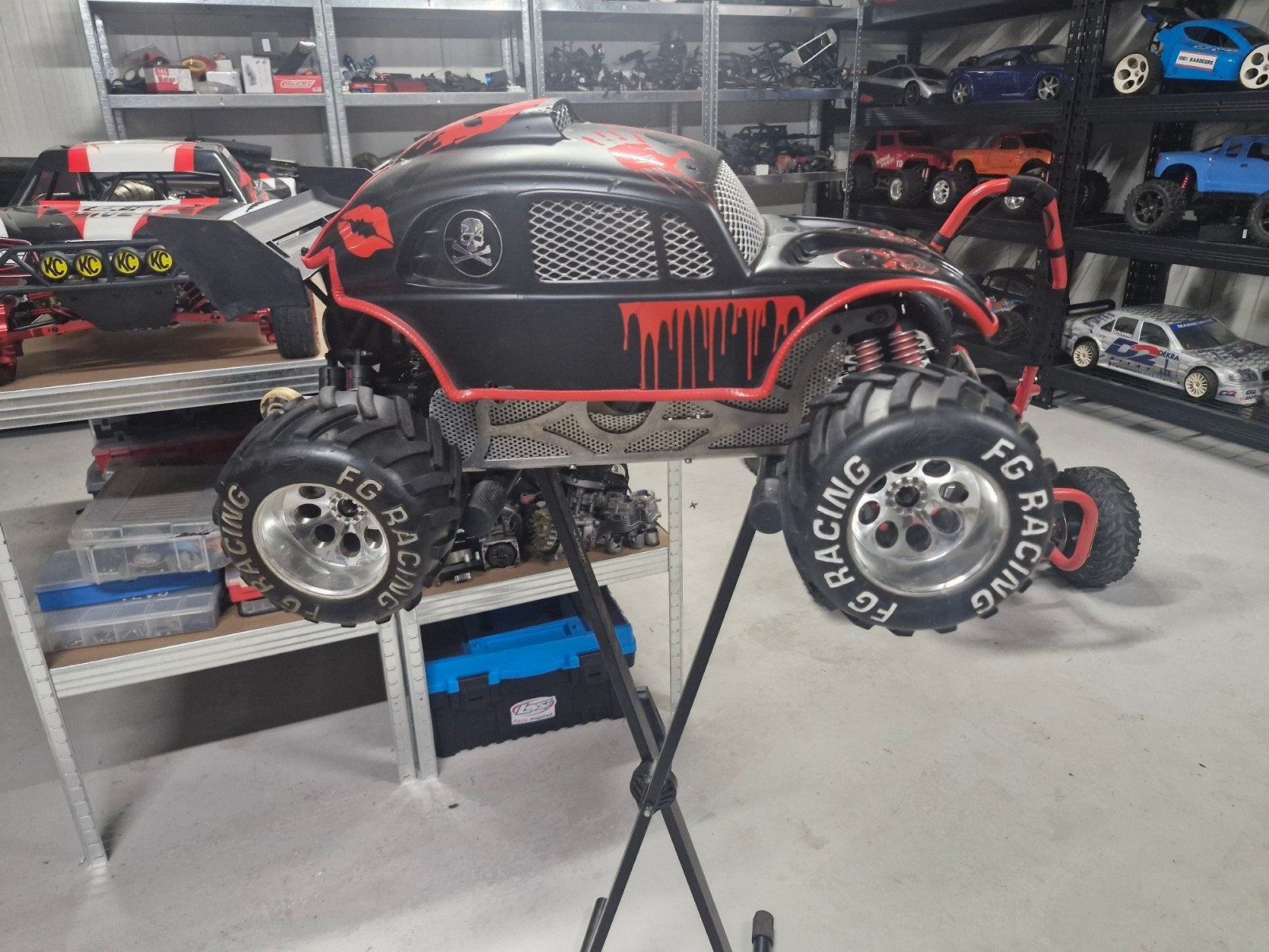 fg monstertruck 26cc zenoah, Benzine, Gebruikt, Auto offroad, Ophalen of Verzenden
