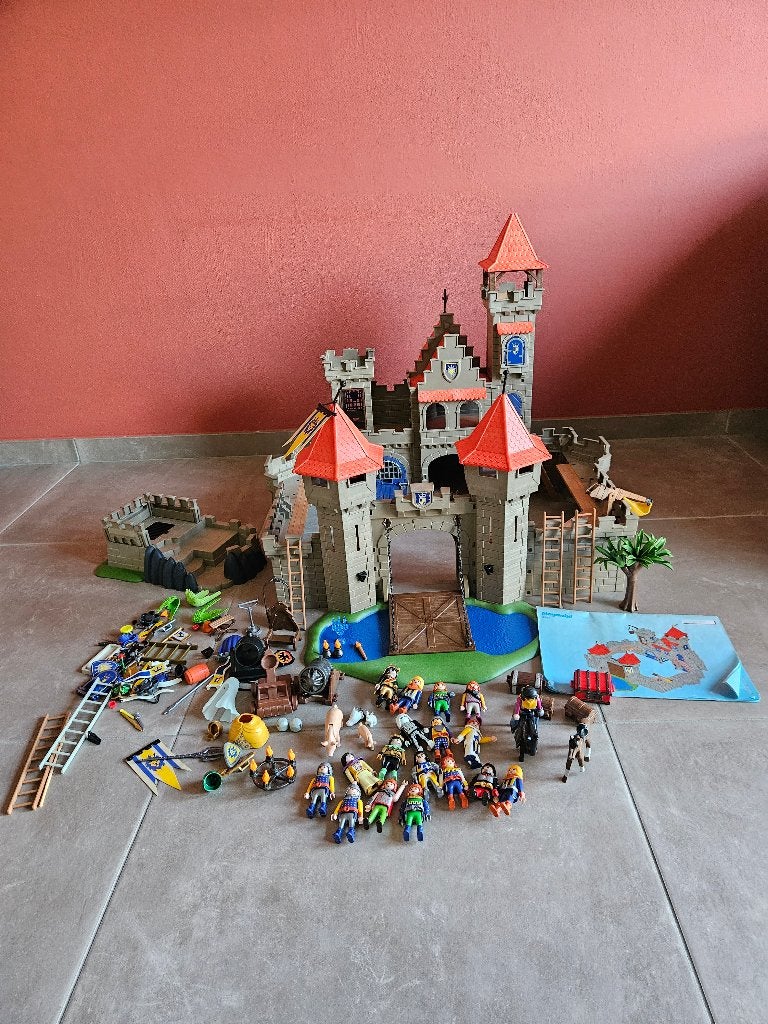 Playmobil kasteel, Ophalen, Zo goed als nieuw, Complete set, Kasteel/Fort