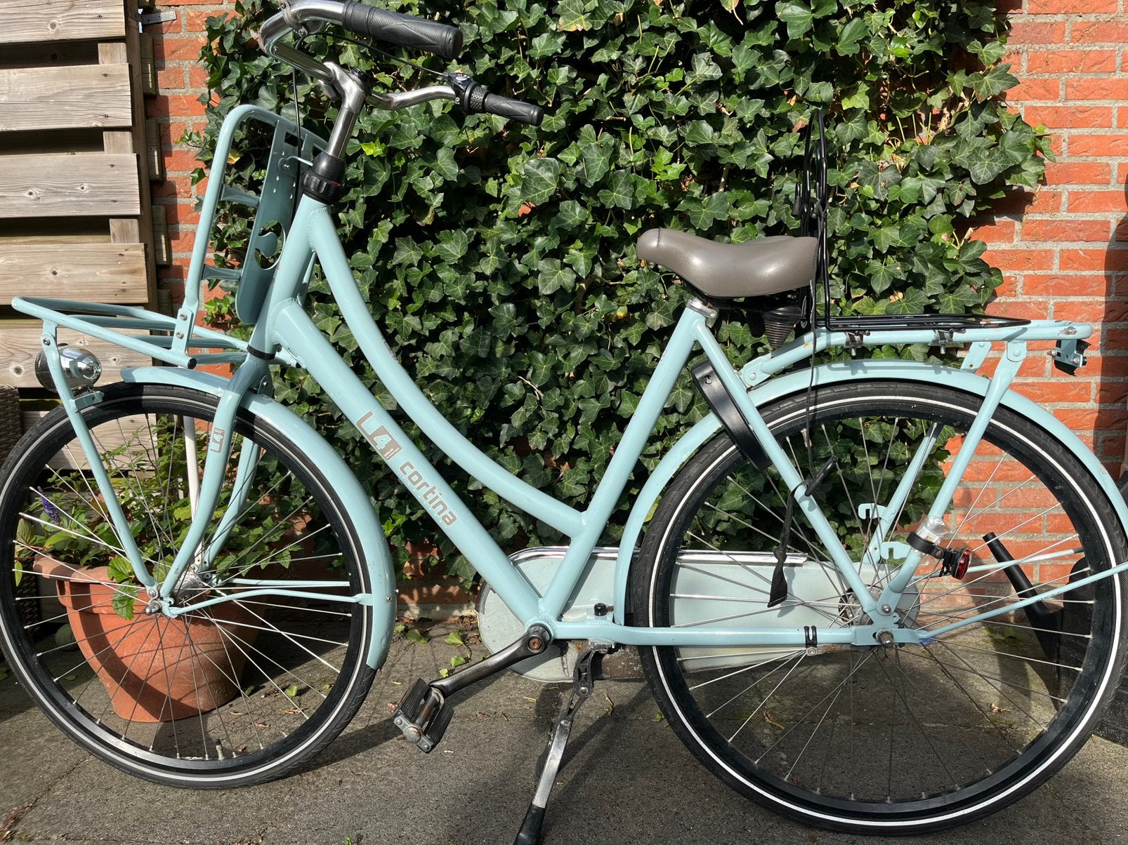 Cortina u4 omafiets transportfiets 3 versnellingen, Fietsen en Brommers, Fietsen | Meisjes, Terugtraprem, Gebruikt, Versnellingen