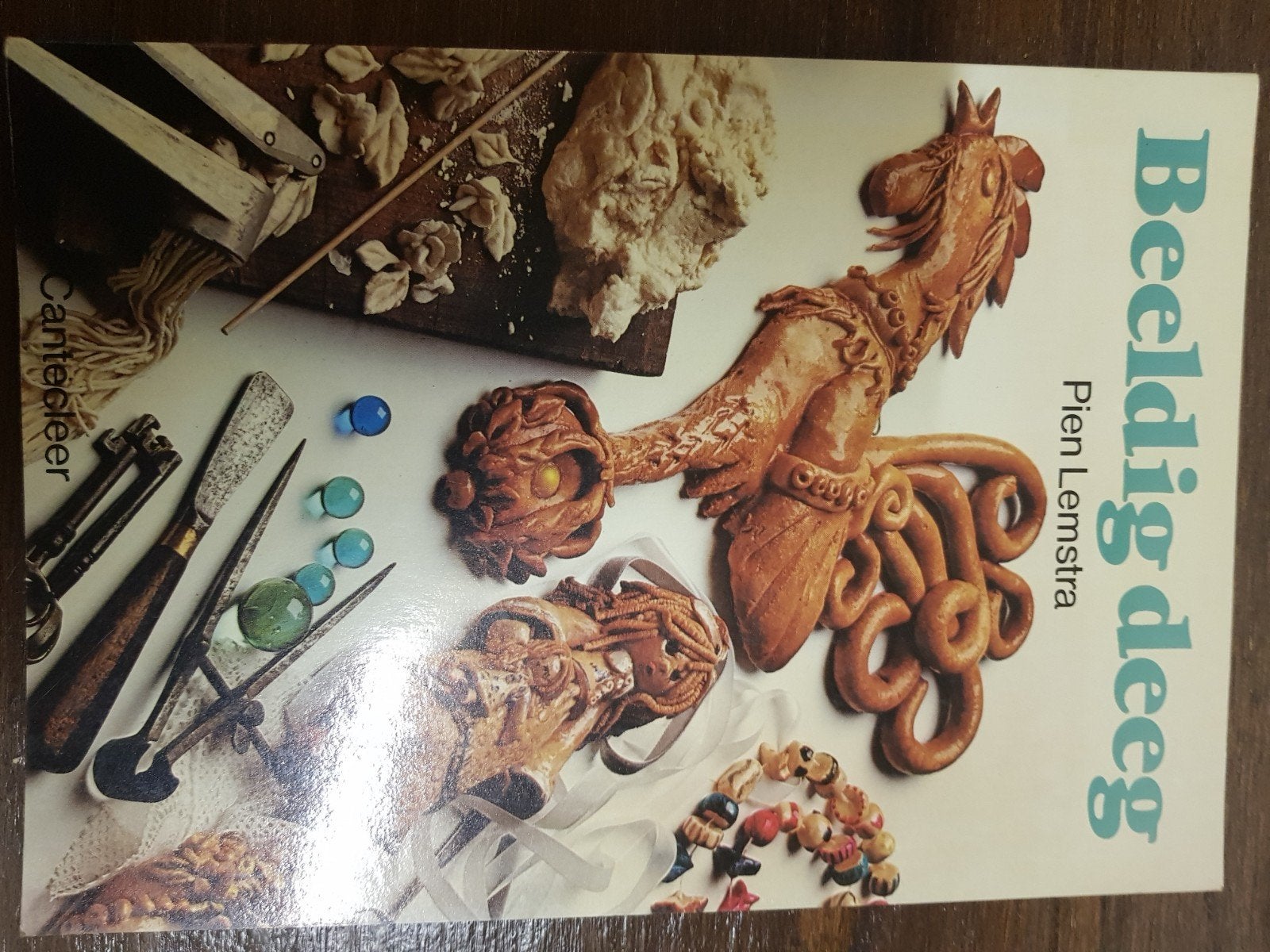 Beeldig Deeg - Knutselboek door Pien Lemstra, Gebruikt, Overige thema's, Meerkleurig, Ophalen of Verzenden