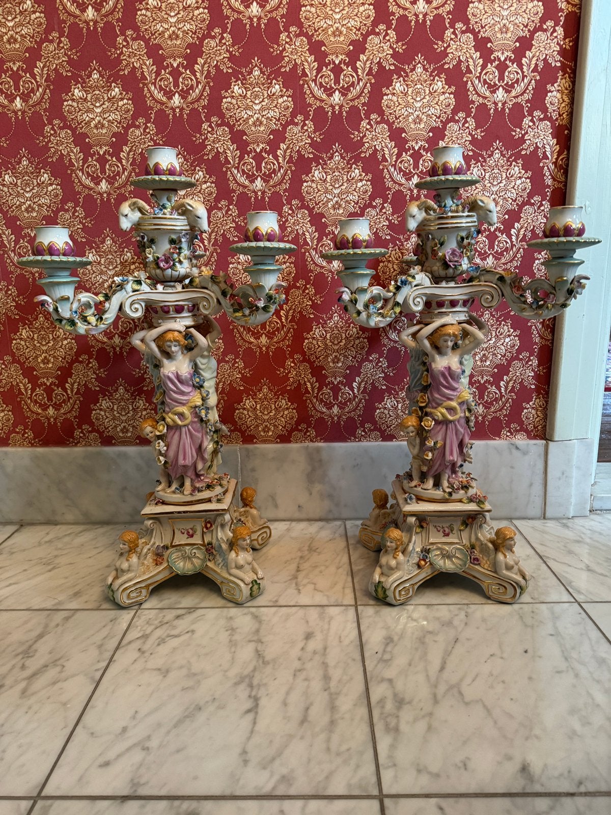 Uitzonderlijk groot paar porseleinen kandelaar, Ophalen, Keramiek of Aardewerk