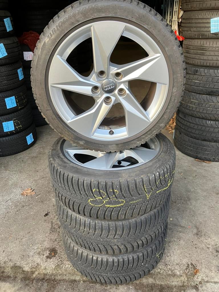 17 inch originele Audi A3 velgen met winterbanden, Audi, Gebruikt, Banden en Velgen, 17 inch