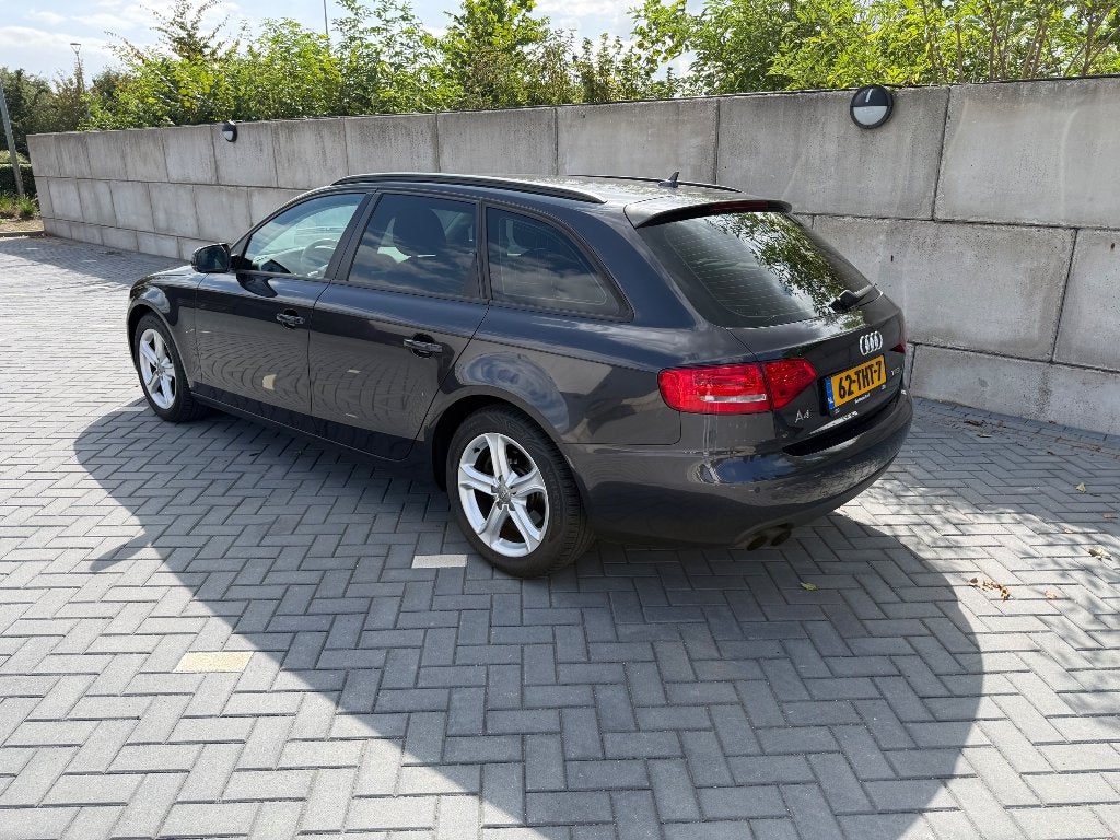 Audi A4 1.8 Tfsi 88KW Avant Multitronic 2012 Grijs, Auto's, Audi, Zwart, 4 cilinders, A4, Zwart