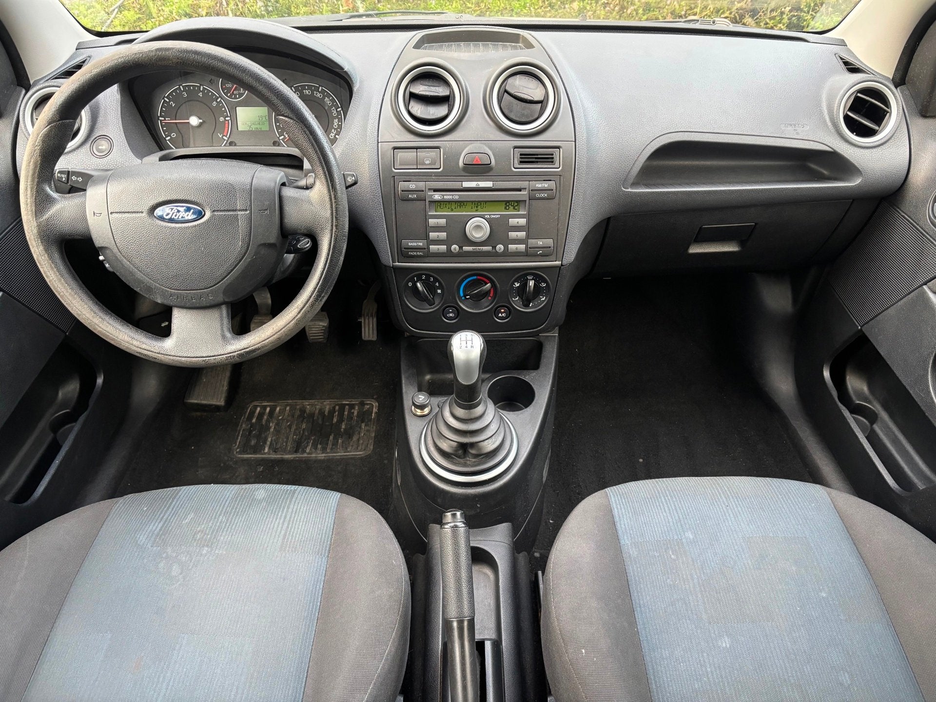 Ford Fiesta 1.3-8V Futura | Airco | El. Ramen | 5-drs | Zo m, Auto's, 1299 cc, 4 cilinders, Origineel Nederlands, Bedrijf