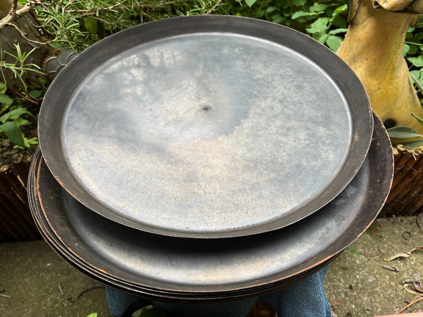 Authentieke stalen bakkers bakplaten 34 cm, Ophalen of Verzenden