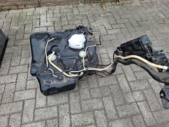 Tank van een Volkswagen Golf Sportsvan, Gebruikt, -, -, -