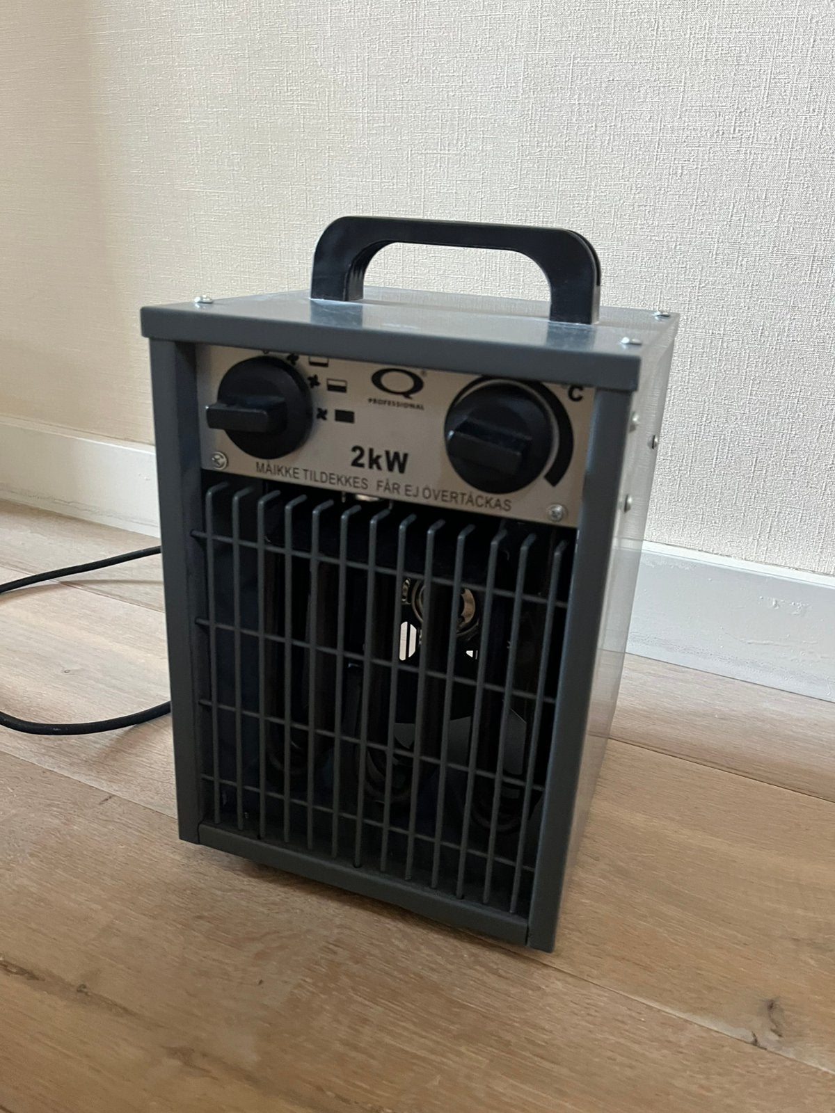 Mobiele verwarming en ventilator, Ophalen, Minder dan 30 cm, Radiator, Minder dan 60 cm