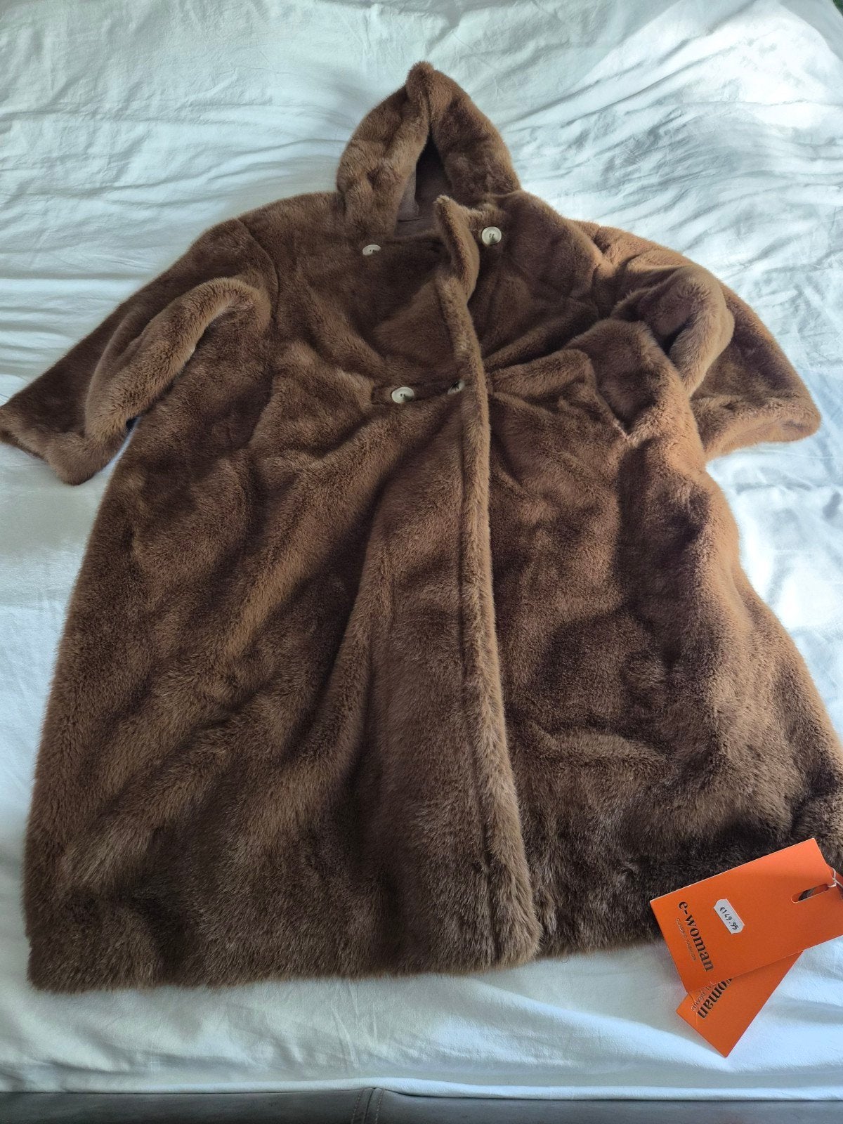 E-woman bruine teddy jas met capuchon - Maat M, Maat 38/40 (M), Bruin, Ophalen of Verzenden, Zo goed als nieuw