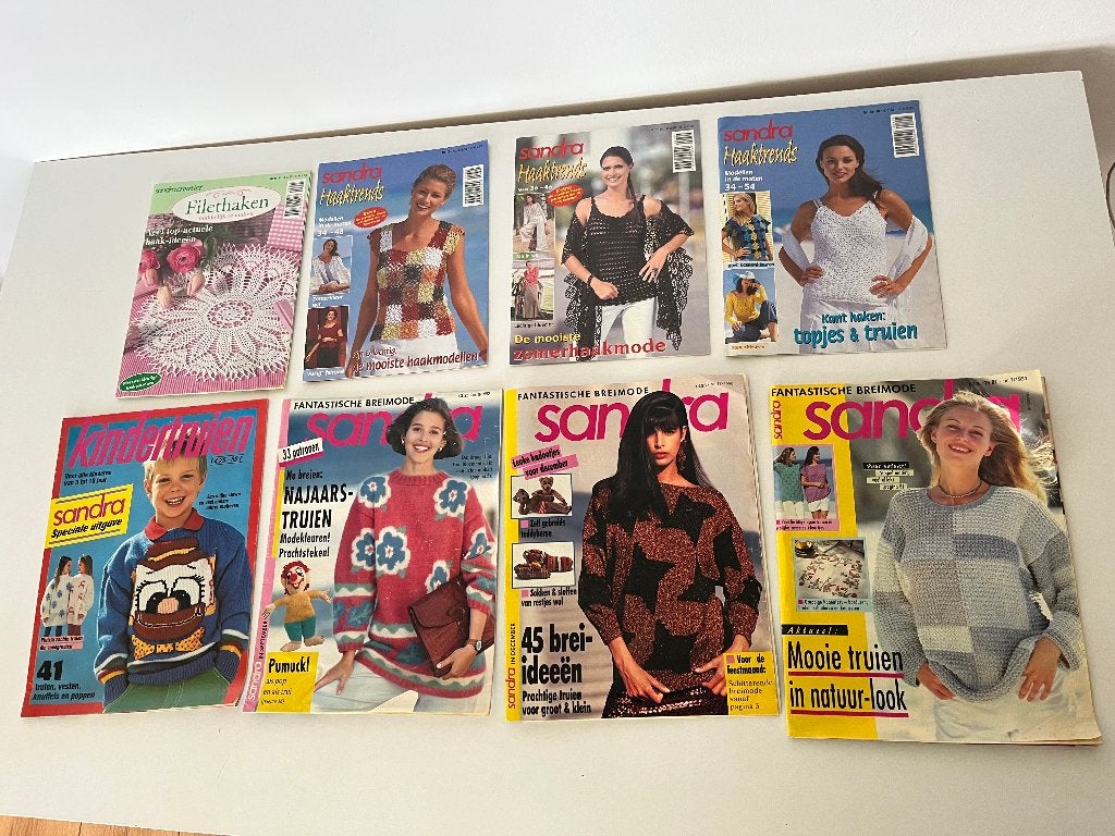 Sandra Haaktrends en breimode 8 stuks voor 16 euro, Ophalen of Verzenden, Haken, Patroon of Boek