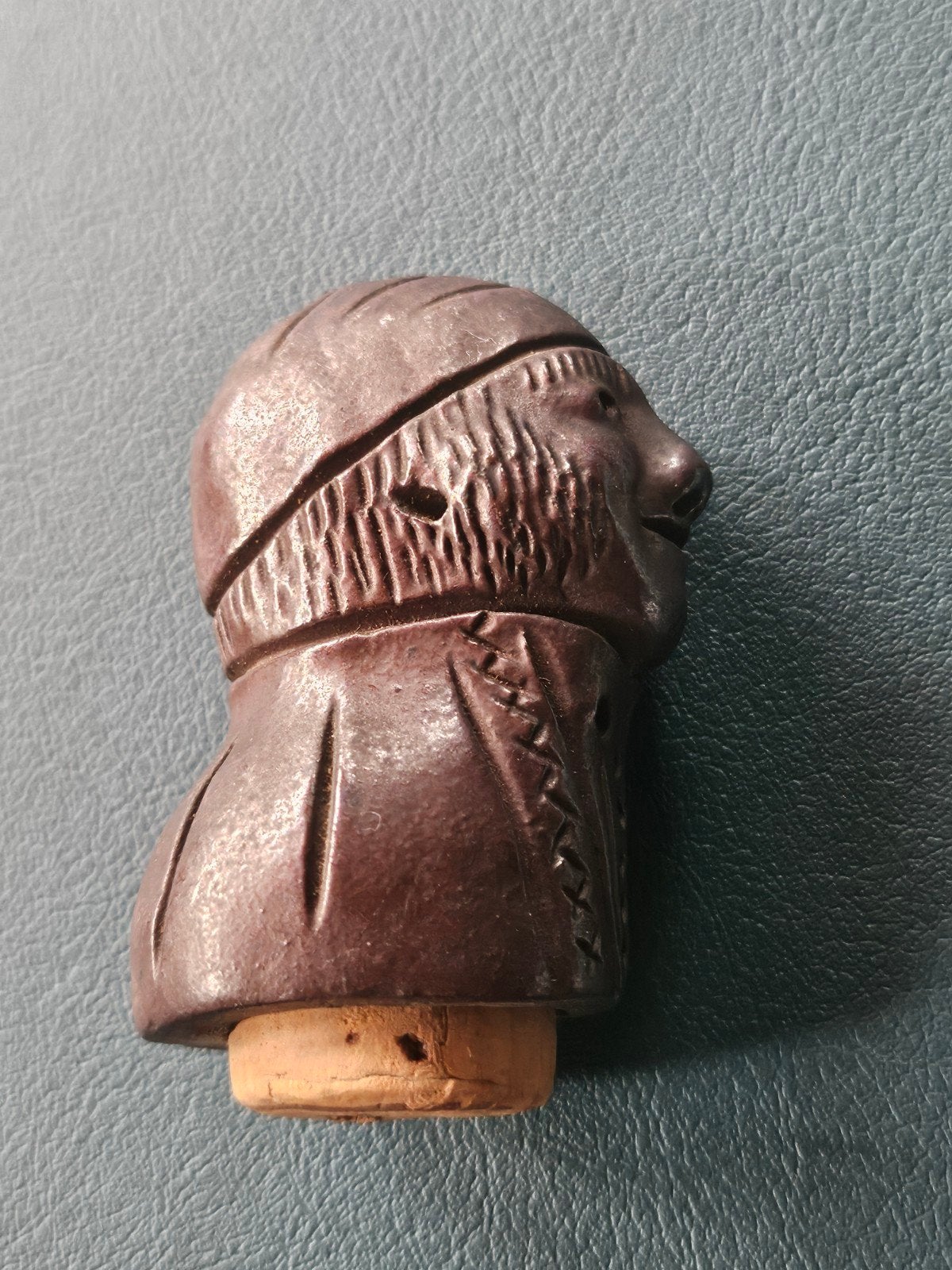 Antieke monnik wijnstopper - Zoldervondst, Ophalen of Verzenden
