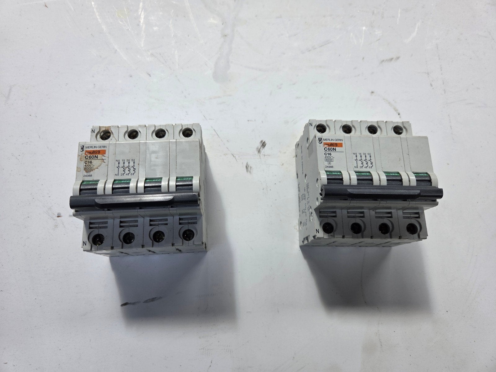 4 fasen 400 volt Din rail automaten, Doe-het-zelf en Verbouw, Elektra en Kabels, Ophalen of Verzenden, Gebruikt, Overige typen