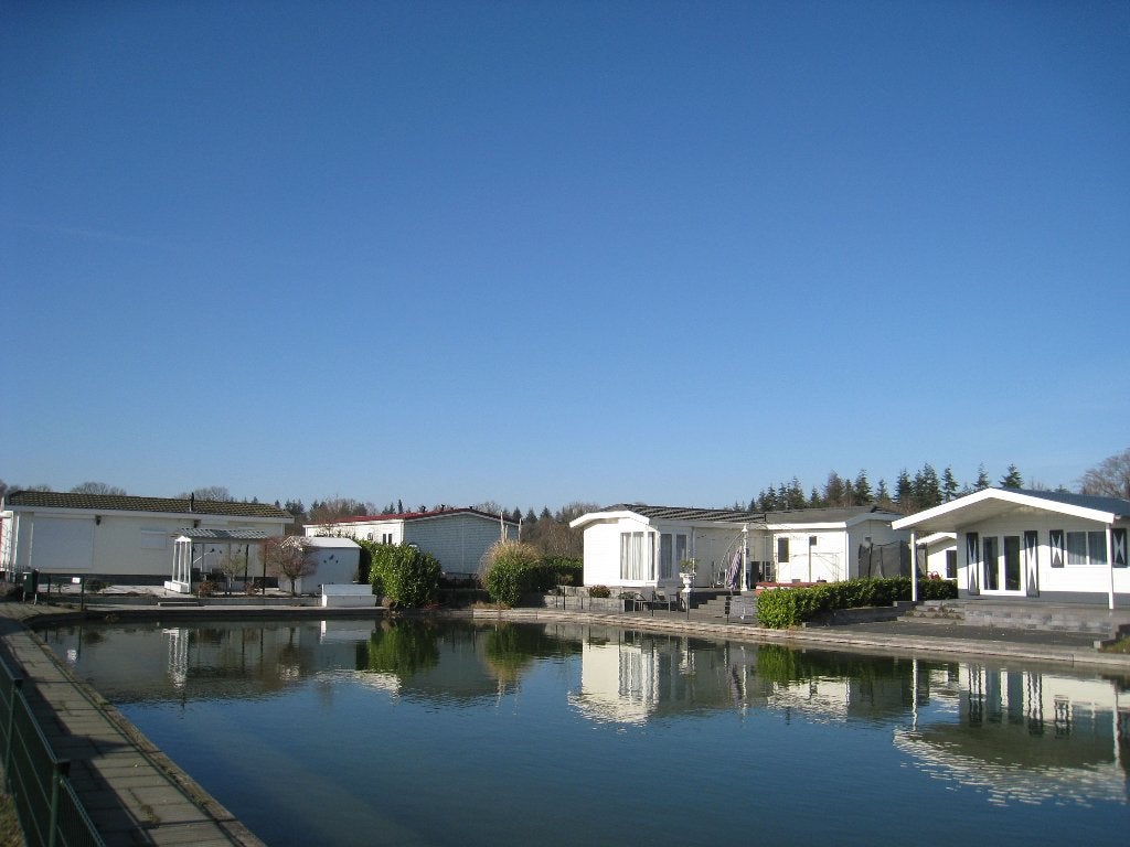 Chalets te koop op 't Haasje Recreatiepark in Oosterhout, In bos, Internet, Noord-Brabant, 2 slaapkamers