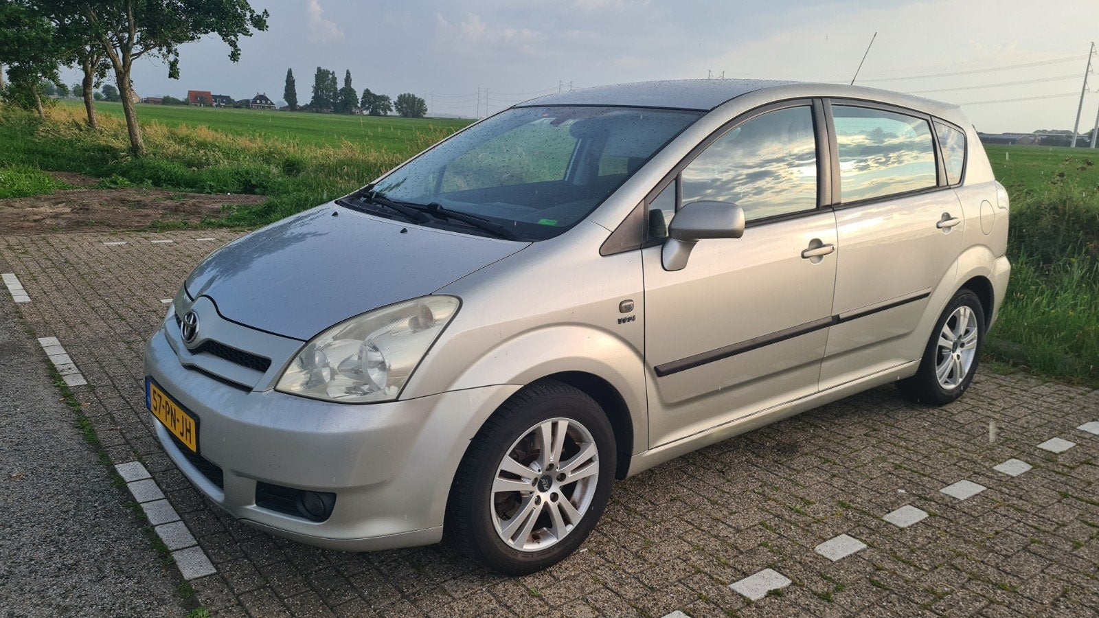 Toyota Corolla Verso 1.8 Vvt-i Linea SOL 5P 2004 Grijs, Auto's, Toyota, Particulier, Corolla Verso, Benzine, C, MPV, Handgeschakeld