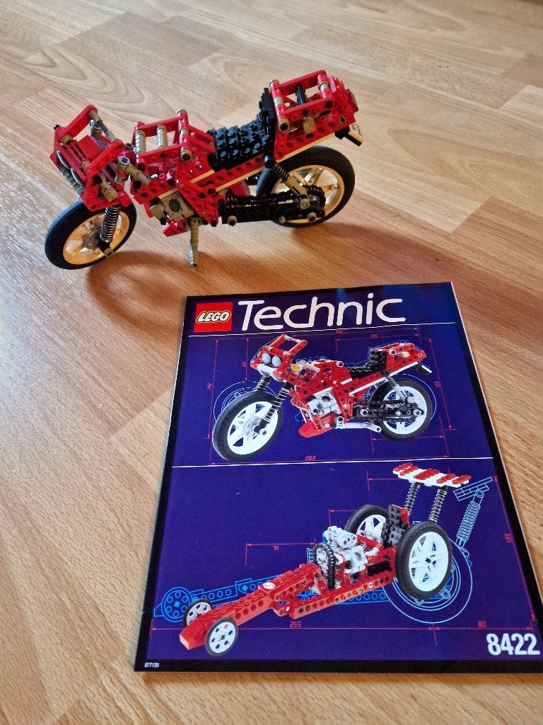 vintage rode lego technic 8422 motor, Lego, Ophalen of Verzenden, Zo goed als nieuw, Complete set