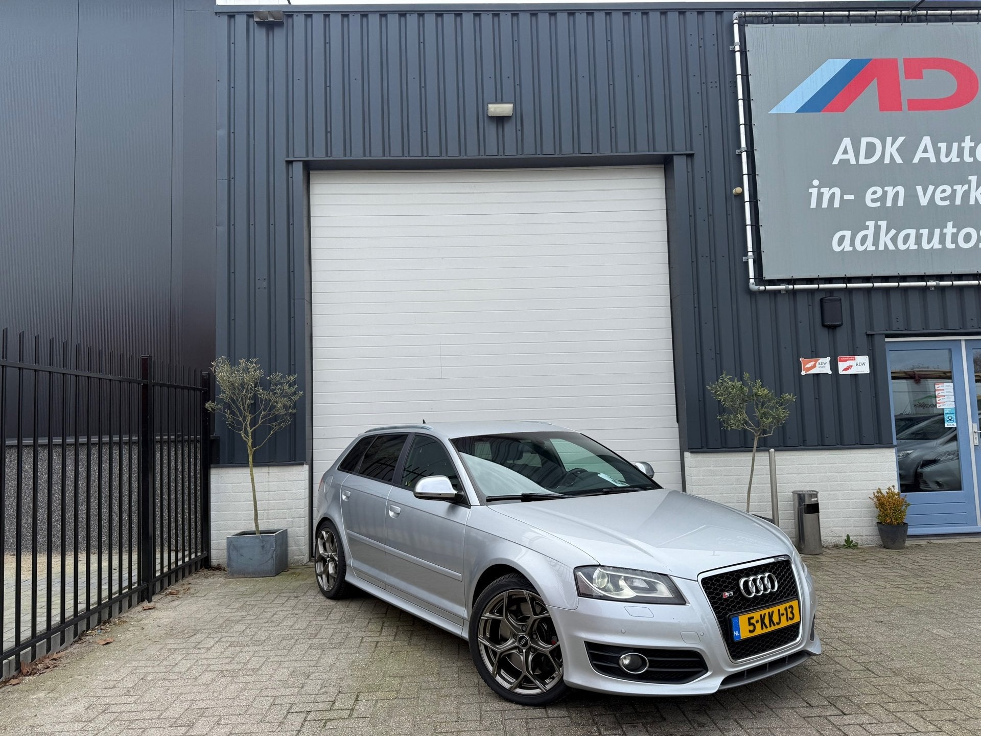 Audi S3 Sportback 2.0 TFSI S3 quattro Ambition AUTOMAAT/PDC/, Auto's, Audi, Automaat, 1490 kg, Gebruikt, Zwart