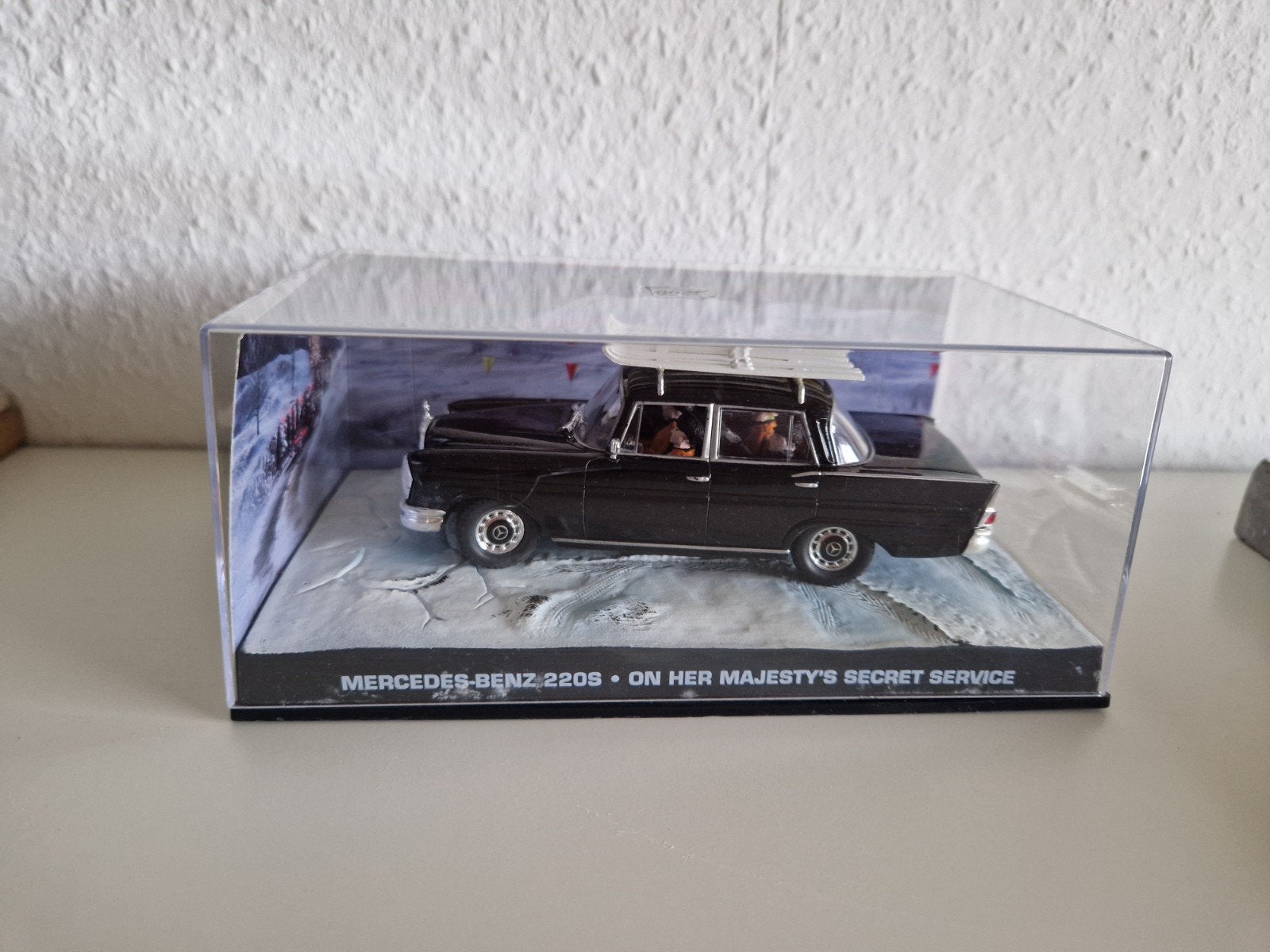 Mercedes benz 220 S - on her majesty's secret service, Ophalen, Auto, Overige merken