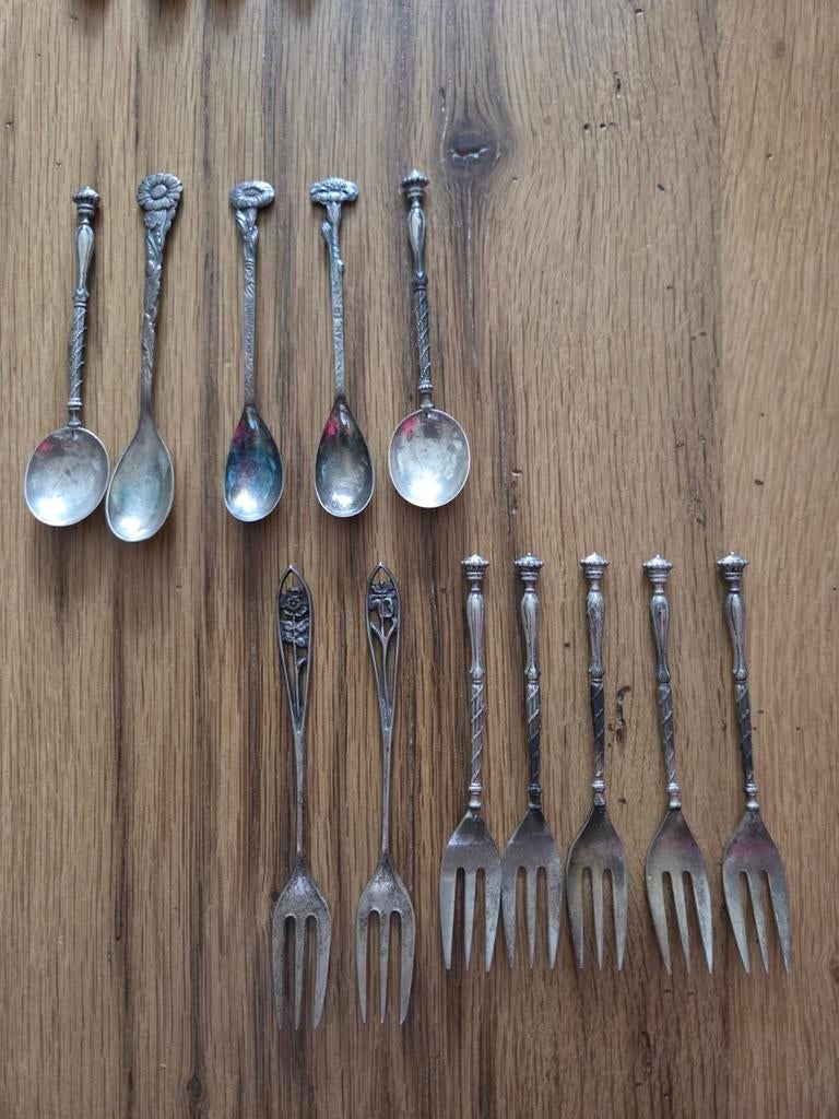 Set van 5 zilveren lepeltjes en 7 zilveren vorkjes, Ophalen of Verzenden