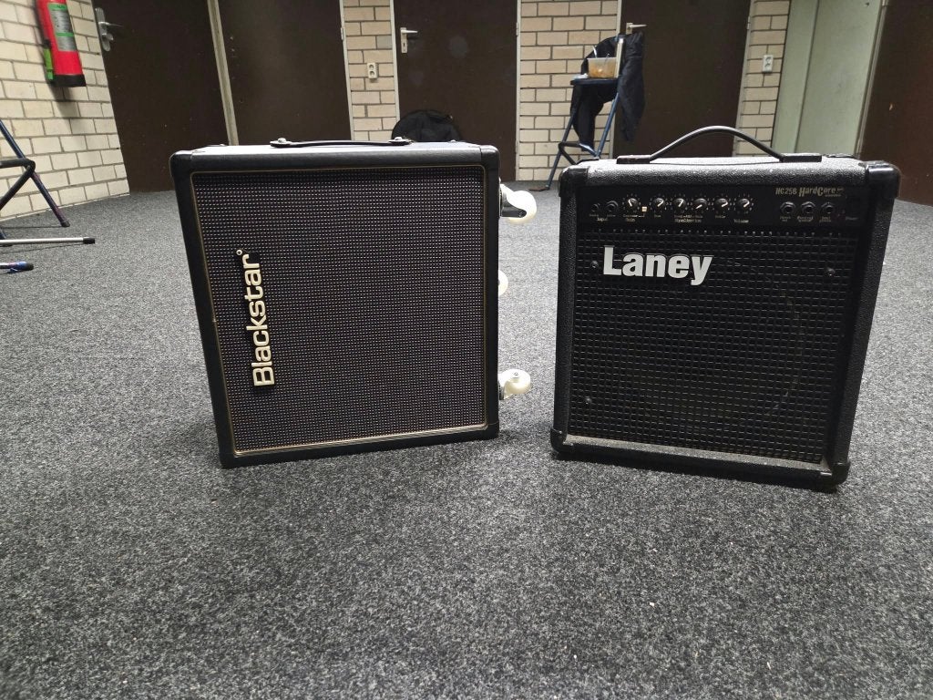 3x Bass versterkers | 2x laney, 1x blackstar cab, Muziek en Instrumenten, Ophalen, Gebruikt, Basgitaar, Minder dan 50 watt
