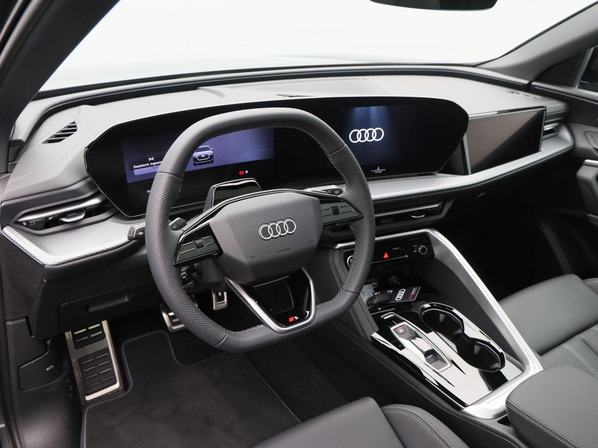 Audi Q5 S edition Competition e-hybrid 27 | 367 PK | 21 inch, 4 cilinders, 150 min, Bedrijf, Hybride Elektrisch/Benzine