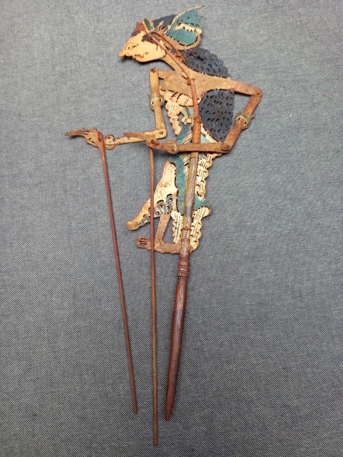 Oude vintage vooroorlogse Wajangpop uit Indonesië, Antiek en Kunst, Ophalen of Verzenden