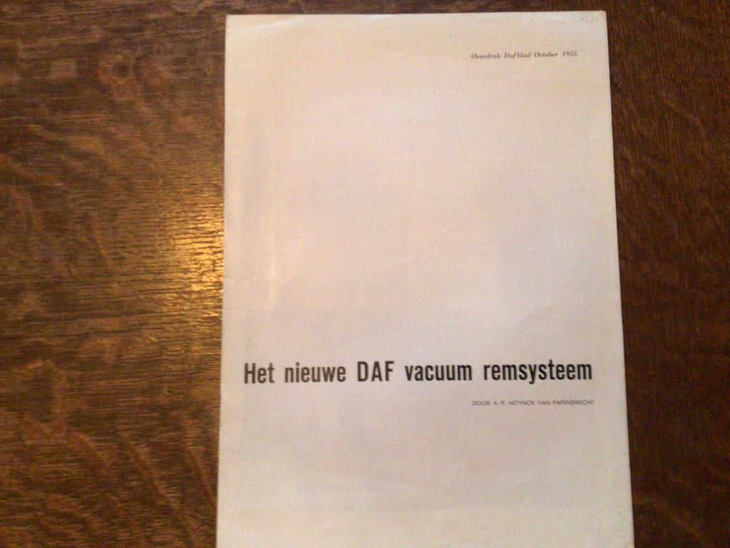 Het nieuwe DAF vacuum remsysteem. Overdruk Dafblad okt. 1955, Ophalen of Verzenden, Zo goed als nieuw, Overige merken
