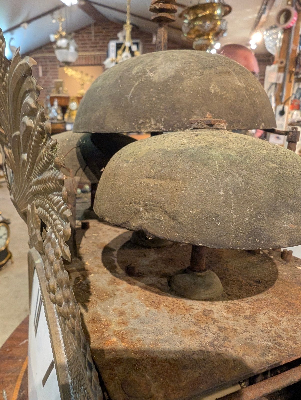 antieke comtoise klok. 3 bellen. €220, Ophalen