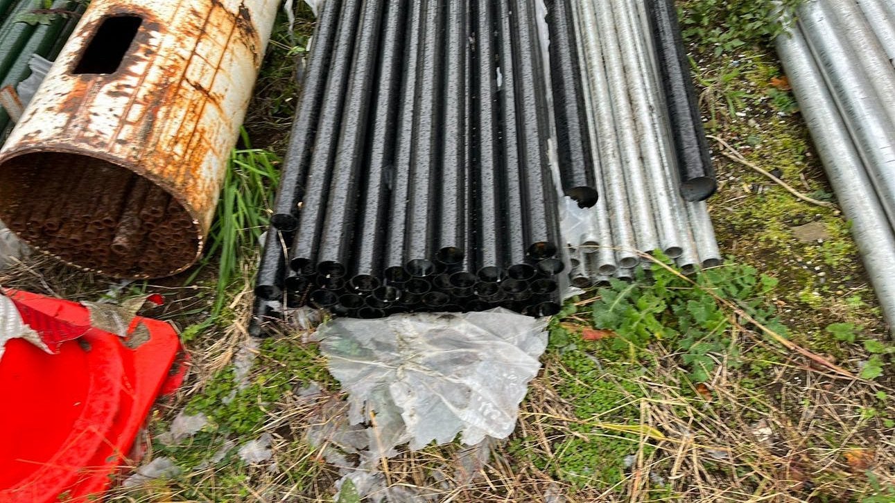 OPRUIMING NIEUWE BOVENBUIZEN 42 mm, Ophalen, Zo goed als nieuw, 20 meter of meer