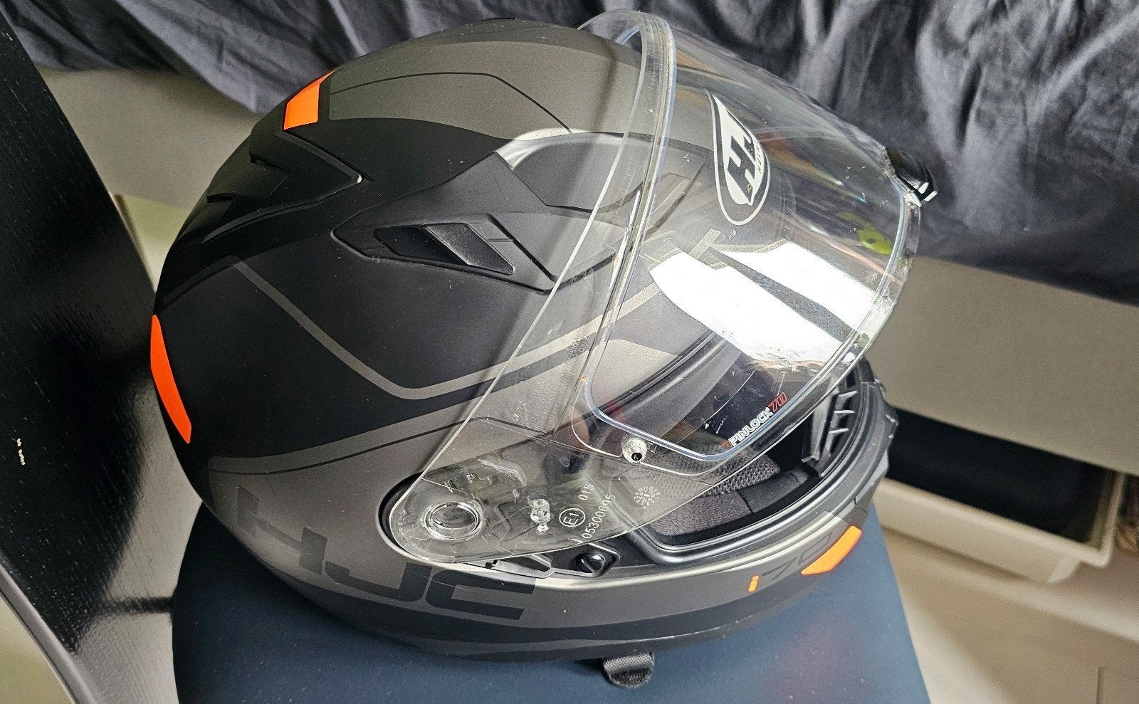HJC I70, Ophalen