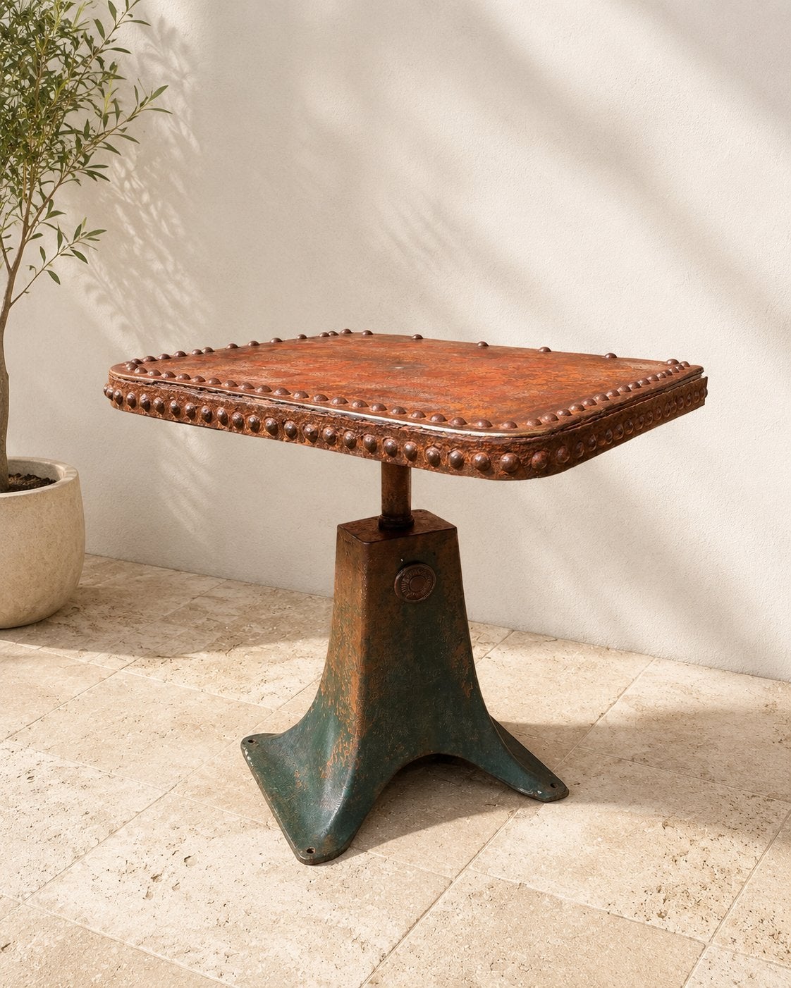Brutalische metalen tafel J. schmid Paris Tours, Ophalen of Verzenden