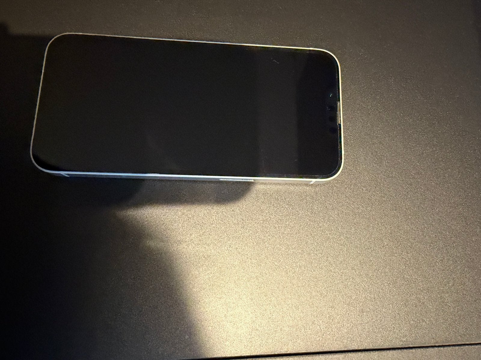 Foto 4 van witte iphone 14