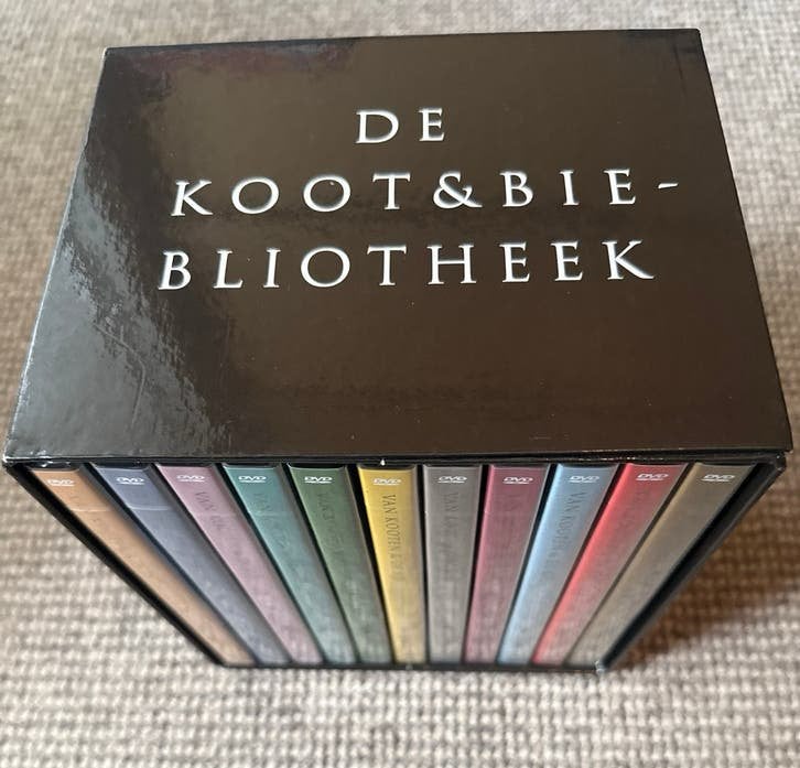 De Koot & Bie Bibliotheek DVD Boxset, NIEUW, Alle leeftijden, Komedie, Nieuw in verpakking, Complete serie