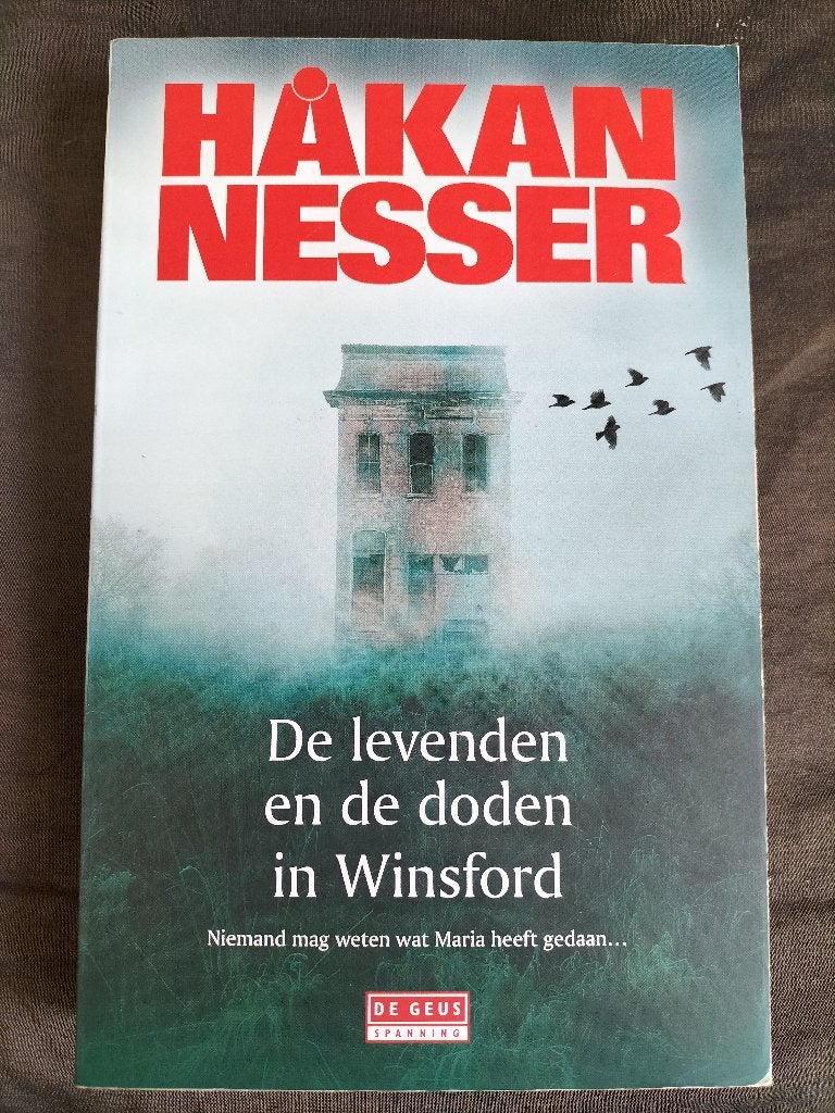 Hakan Nesser - De levenden en de doden in Winsford