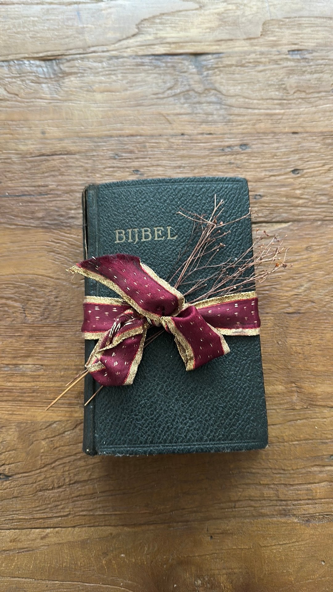 Antieke Bijbel uit 1930, Antiek en Kunst, Ophalen of Verzenden
