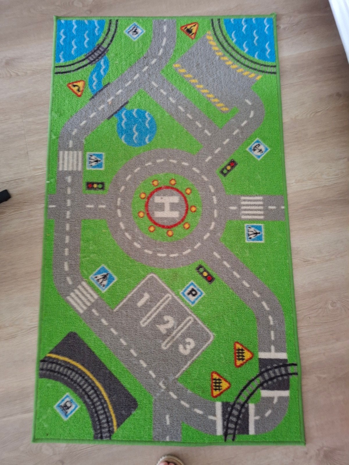 IKEA Speelkleed met wegen en spoorbaan - 130x70 cm, Ophalen, Zo goed als nieuw