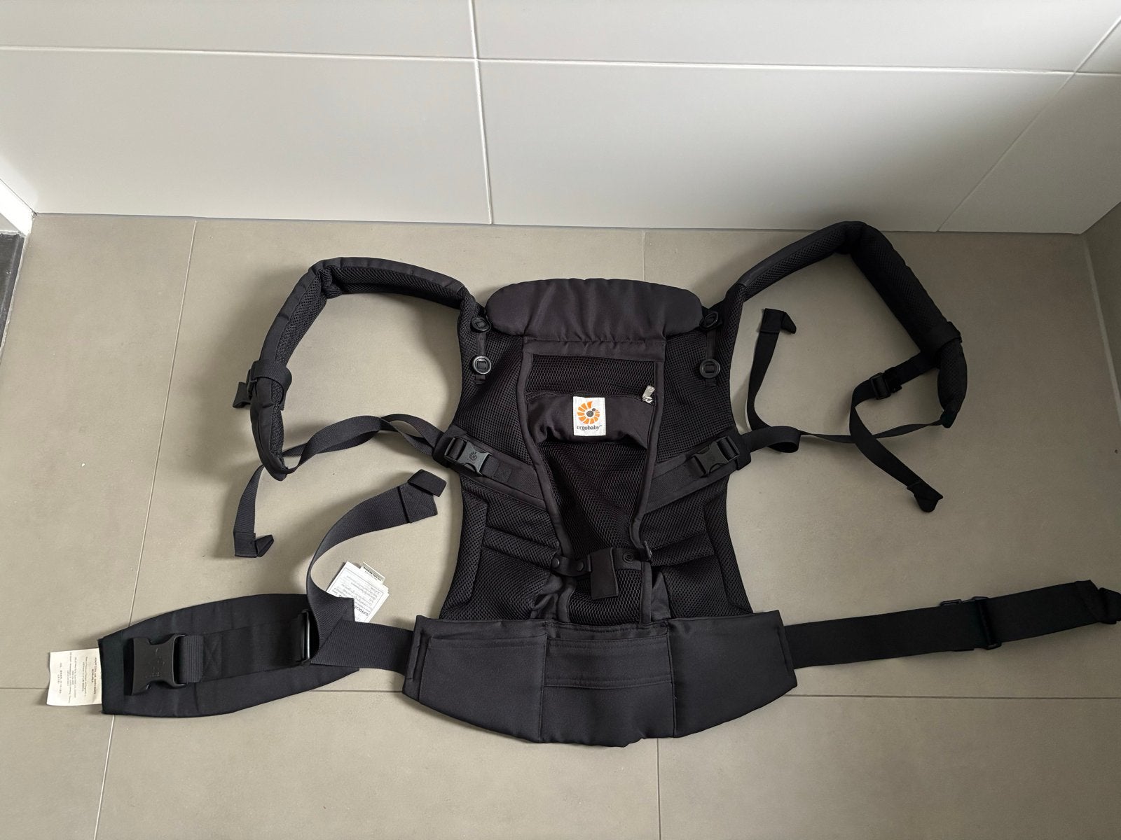 Ergobaby Adapt Cool Air Mesh Draagzak Onyx Black, Zo goed als nieuw, Buik, Rug of Zij, Draagzak, Ophalen