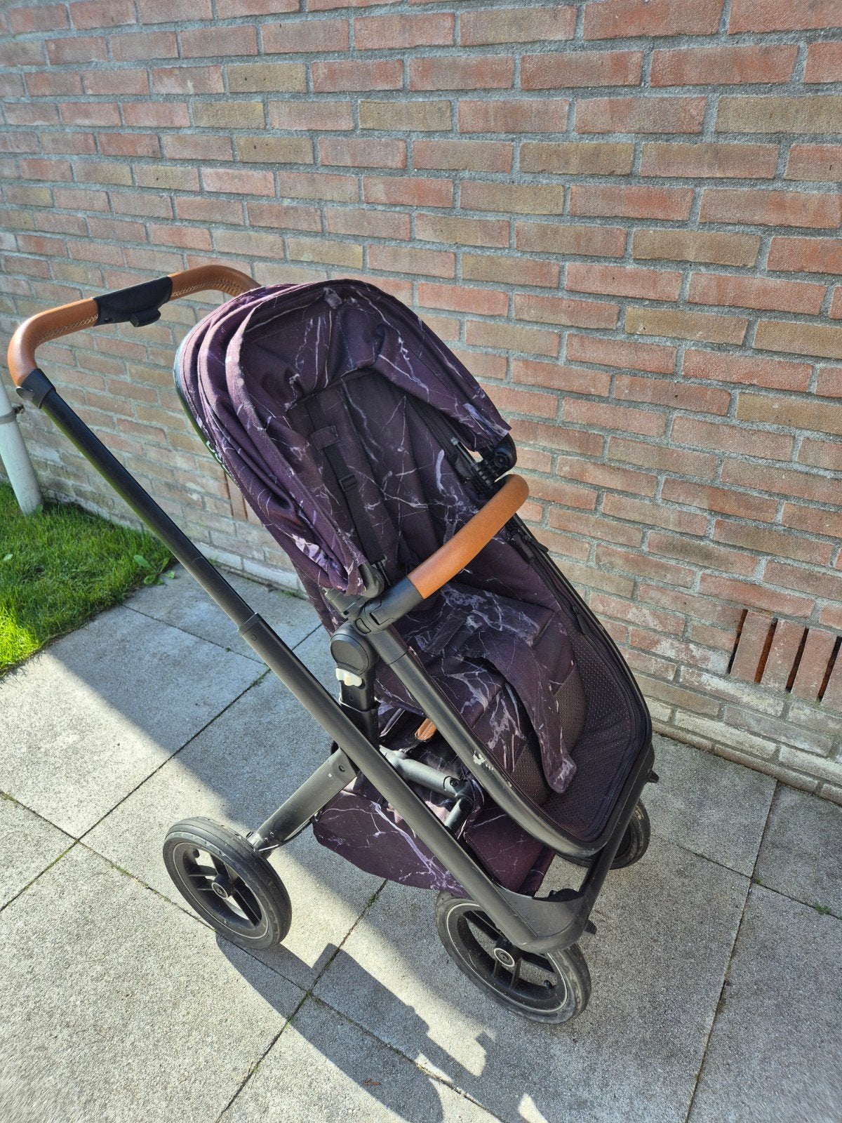 Dubatti kinderwagen met reiswieg - Zwart/Paars marmer, Gebruikt, Met reiswieg, Ophalen, Kinderwagen