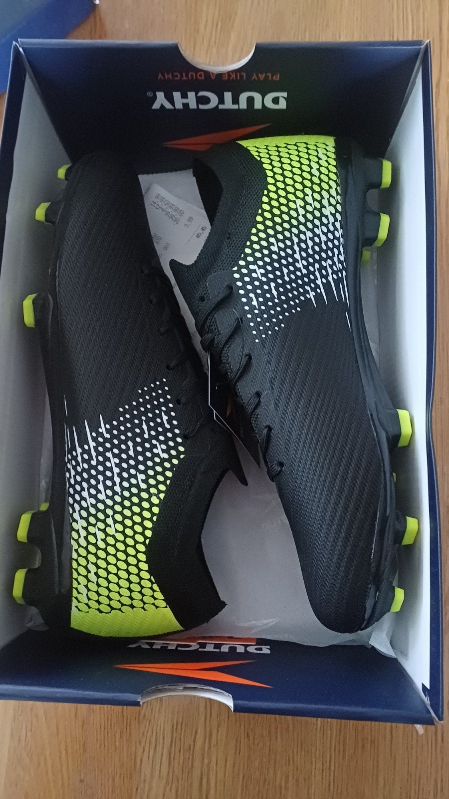 Nieuwe DUTCY voetbalschoenen - Maat 38, Ophalen of Verzenden, Nieuw, Schoenen