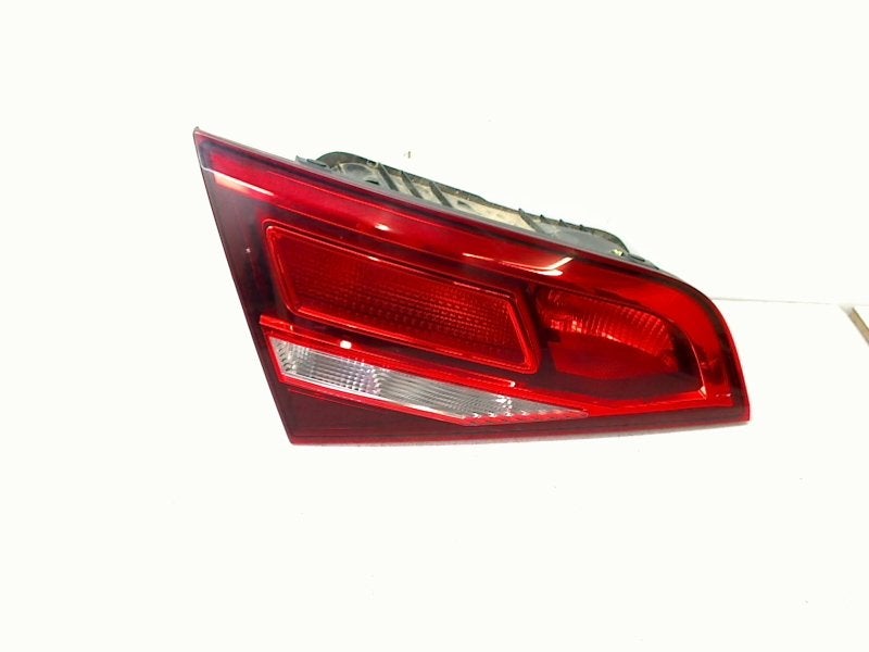 Achterlicht Links Binnen op klep A3 Sportback (8VA/8VF) 2017, Gebruikt, Auto-Union-Straße  1, Ingolstadt 85057, , Duitsland, Info@audi.de