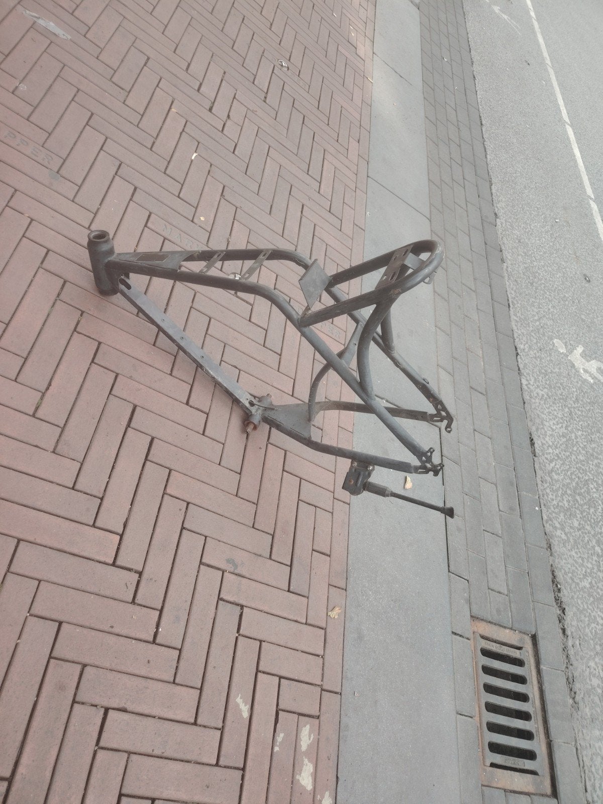 ouxi v8 frame te koop €40, 59 cm of meer, Ophalen, Gebruikt, Overige merken