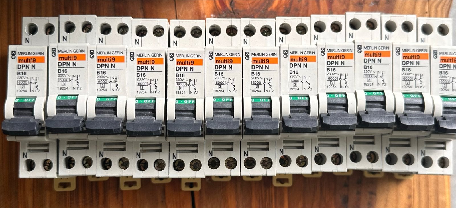 Merlin Gerin Multi9 DPN N B16 Installatieautomaten (Gebruikt, Ophalen of Verzenden, Gebruikt, Schneider Electric, Installatieautomaat