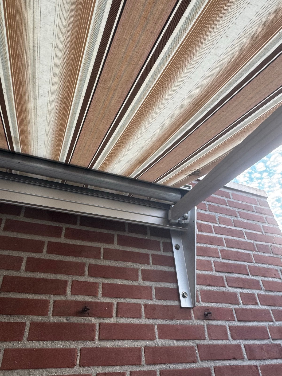 Foto 4 van Elektrisch zonnescherm 5 mtr lang