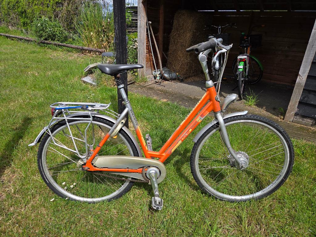 Gazelle Chamonix Damesfiets met 3 versnellingen en Axa slot, Fietsen en Brommers, Ophalen, Gebruikt, Velgrem, Versnellingen